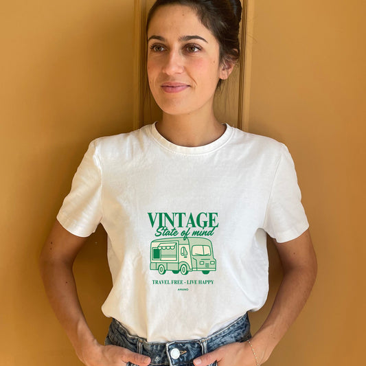 T-shirt Amano -  Vintage Travel Free, Live Happy 🌎